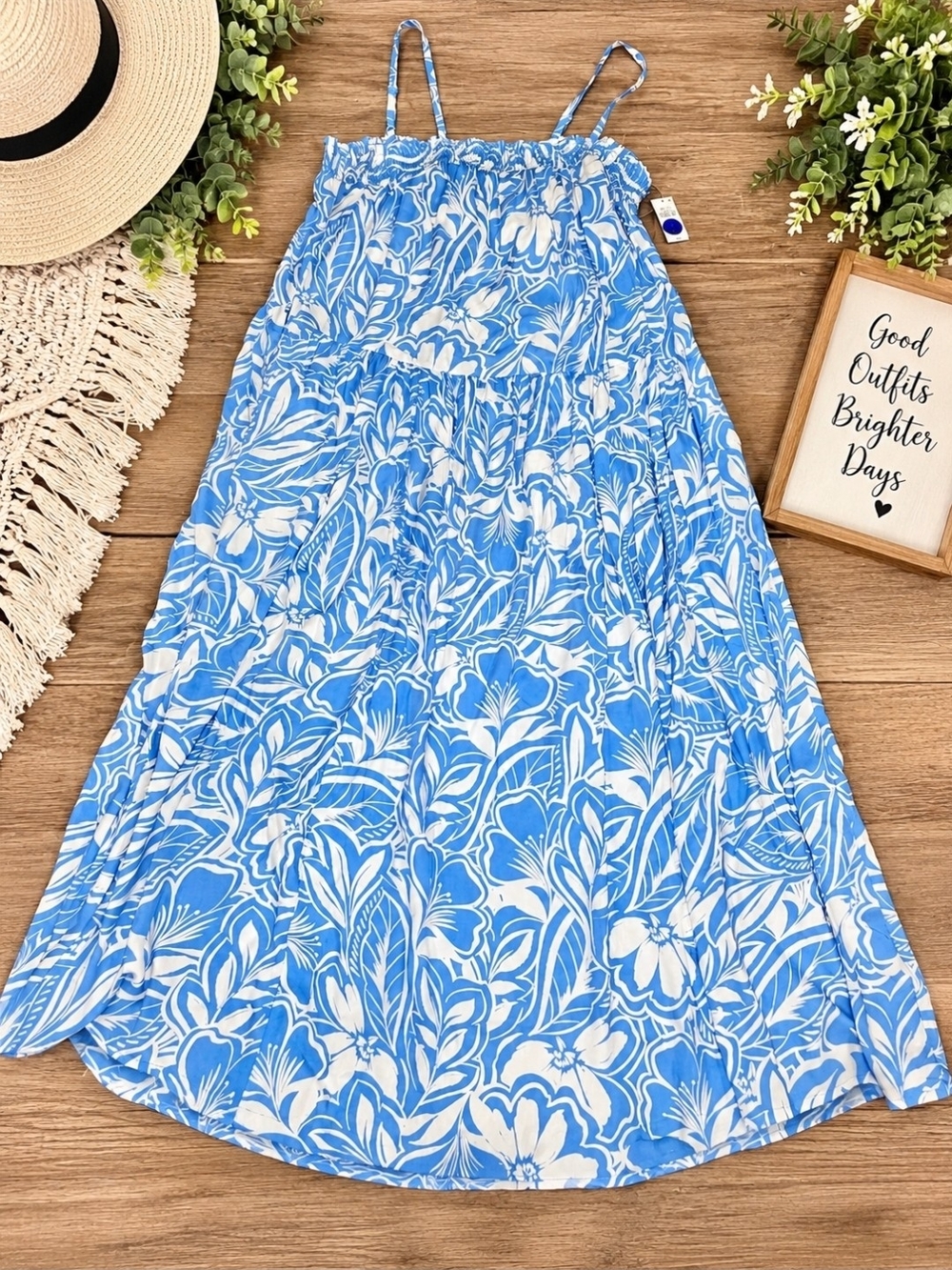 Old Navy Blue and White Floral Maxi Dress